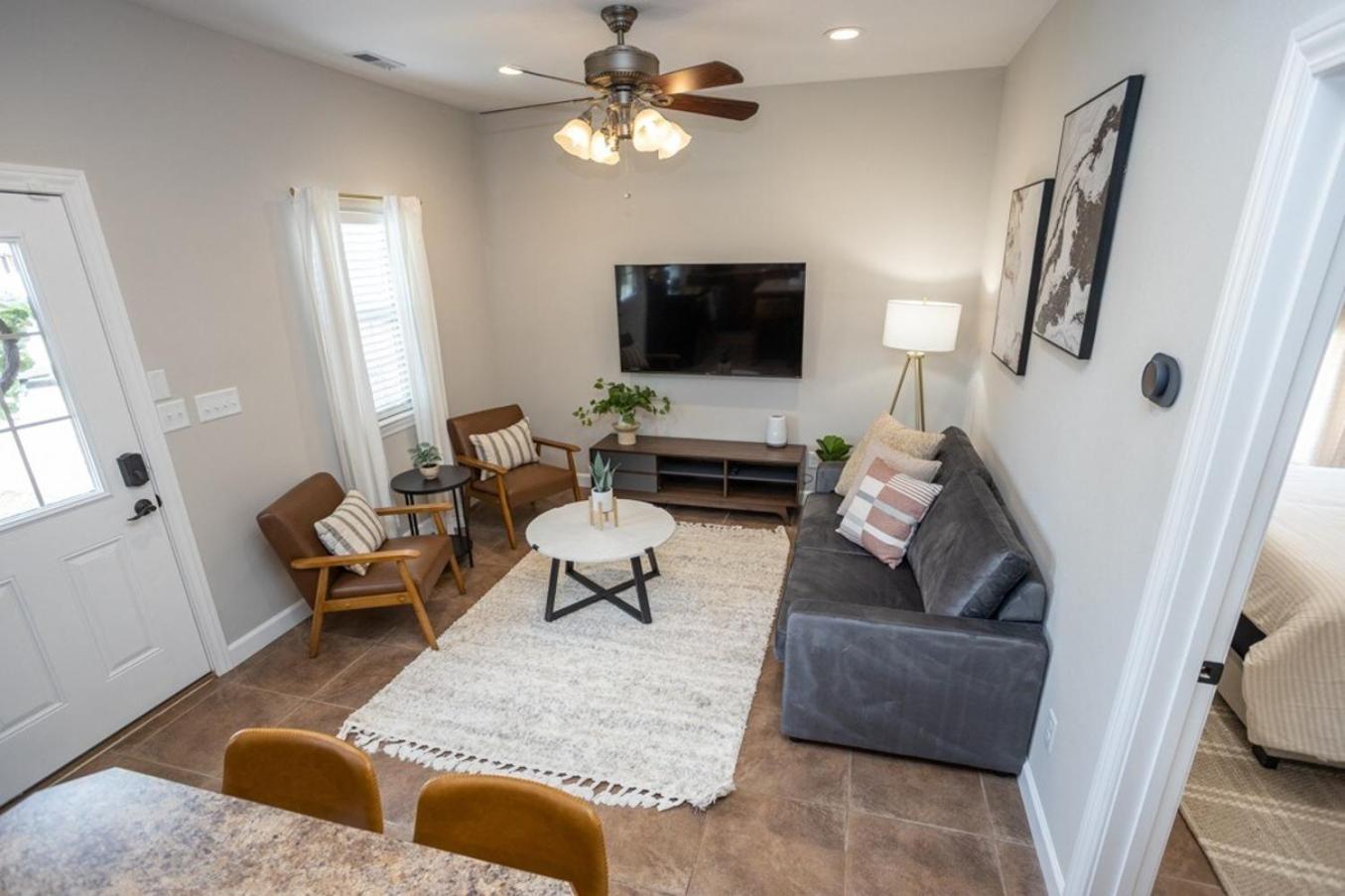 Tiny Home With Hot Tub Near Ft Leonard Wood! Waynesville ภายนอก รูปภาพ