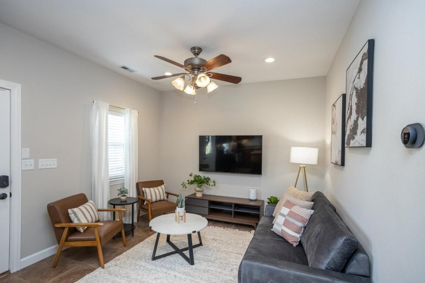 Tiny Home With Hot Tub Near Ft Leonard Wood! Waynesville ภายนอก รูปภาพ