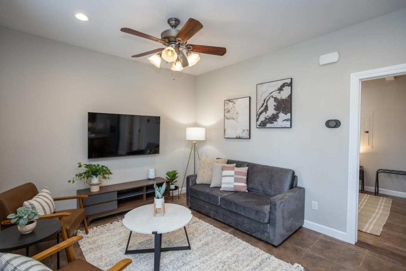 Tiny Home With Hot Tub Near Ft Leonard Wood! Waynesville ภายนอก รูปภาพ