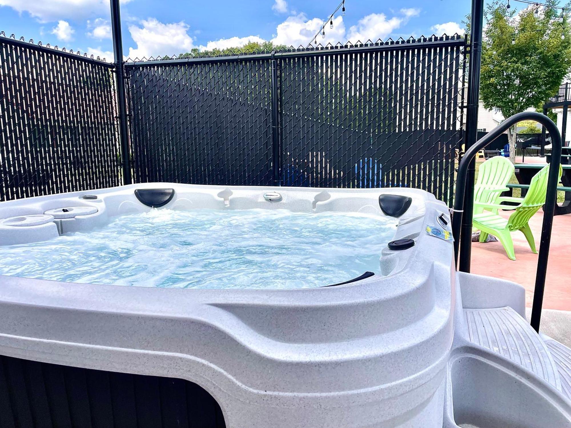 Tiny Home With Hot Tub Near Ft Leonard Wood! Waynesville ภายนอก รูปภาพ